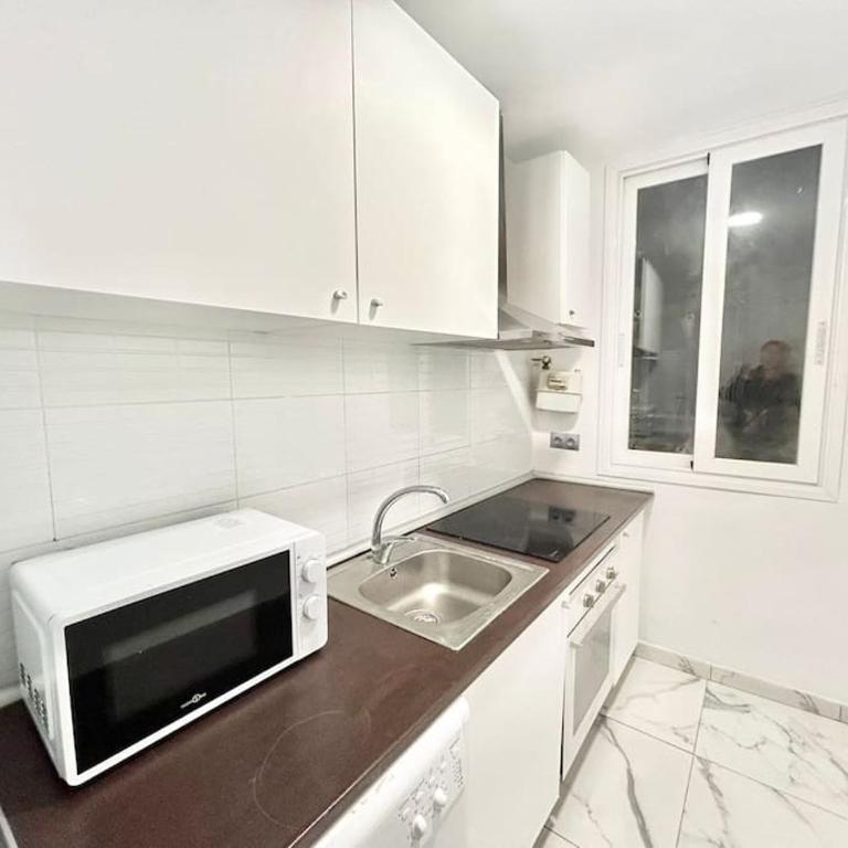 Centro Legazpi 1 - Three-Bedroom Apartment - 26
