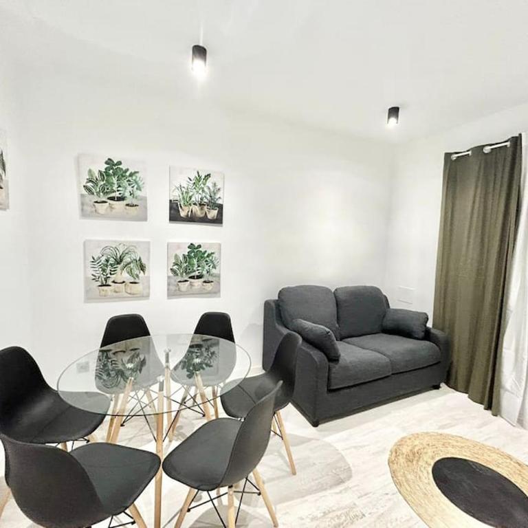 Centro Legazpi 1 - Three-Bedroom Apartment - 14