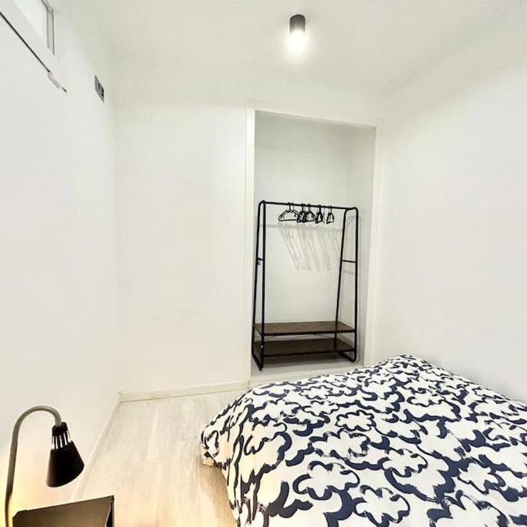 Centro Legazpi 1 - Three-Bedroom Apartment - 25