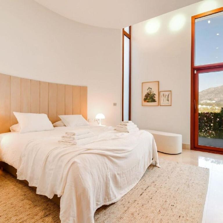 Luxury Villa with Jacuzzis near Puerto Banús - Villa - 19