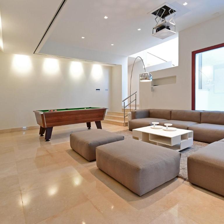 Luxury Villa with Jacuzzis near Puerto Banús - Villa - 25
