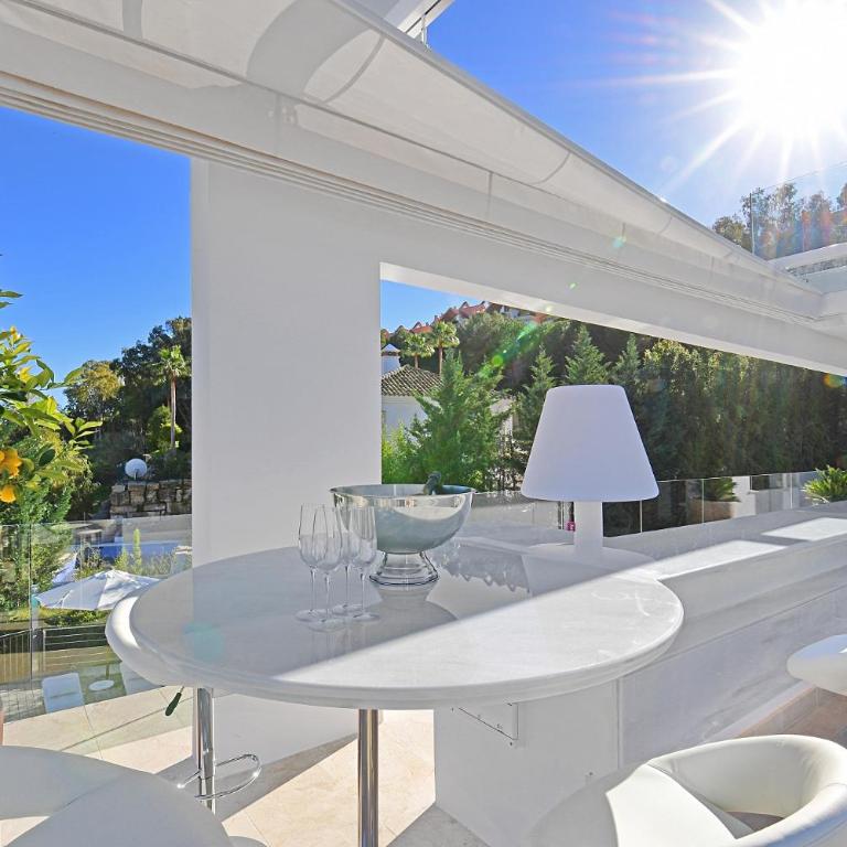 Luxury Villa with Jacuzzis near Puerto Banús - Villa - 33