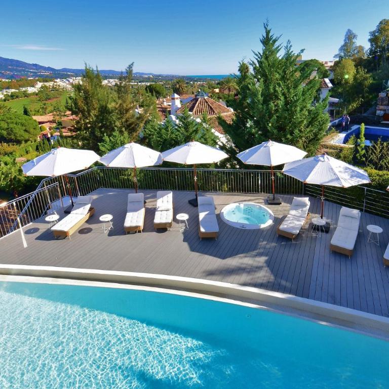 Luxury Villa with Jacuzzis near Puerto Banús - Villa - 40
