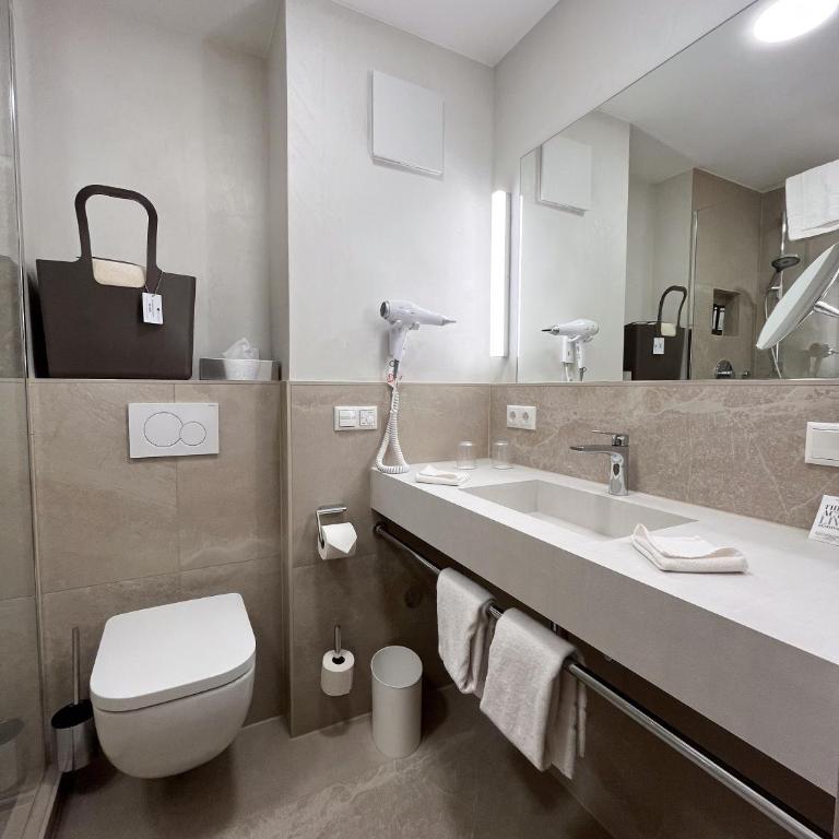 Riessersee Hotel - Doppelzimmer mit Balkon - 6