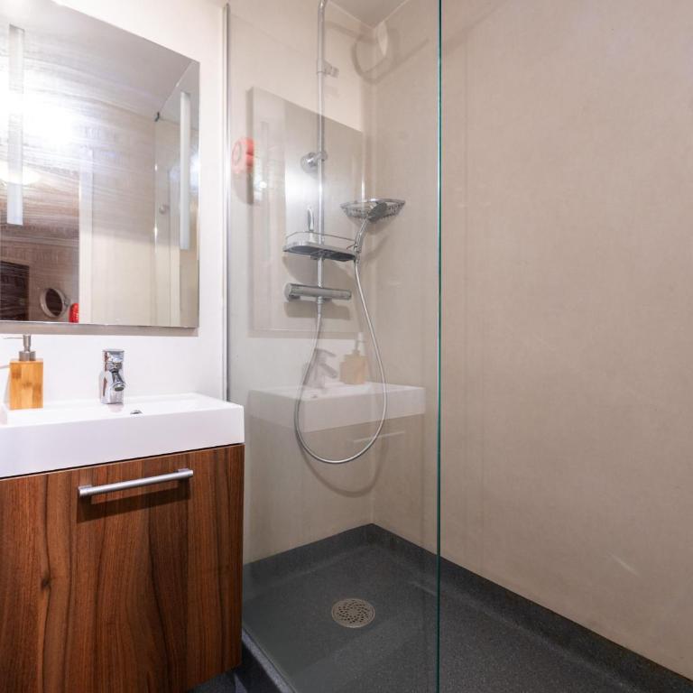 Praz des Esserts - 43 - Appt pied pistes - 6 pers - Appartement - 7