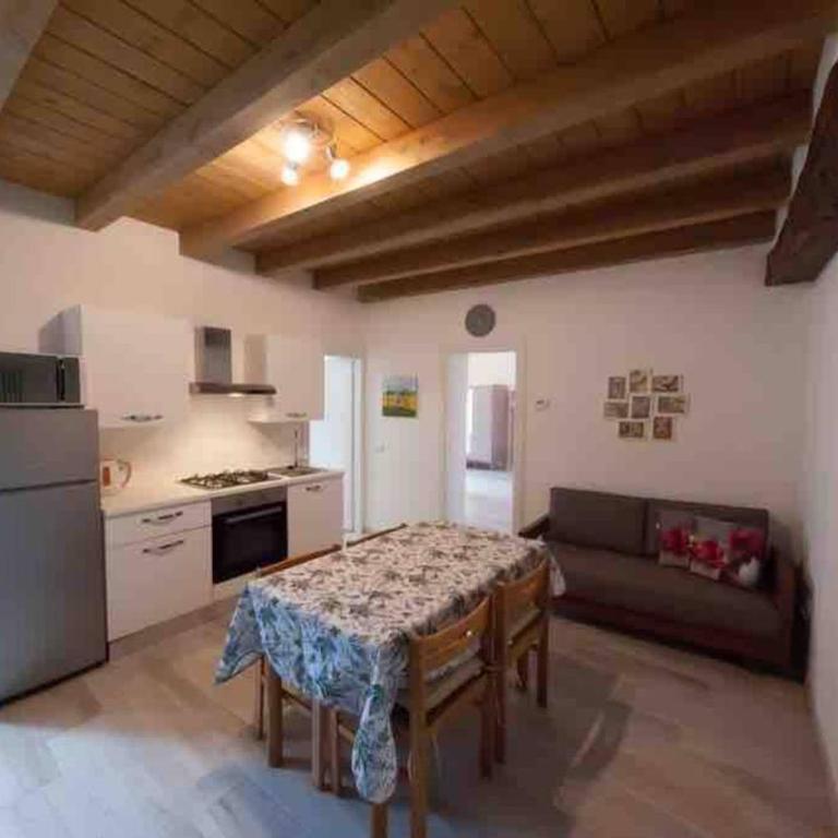 La casa del Pino a due passi dal lago - Appartamento con 1 Camera da Letto - 16