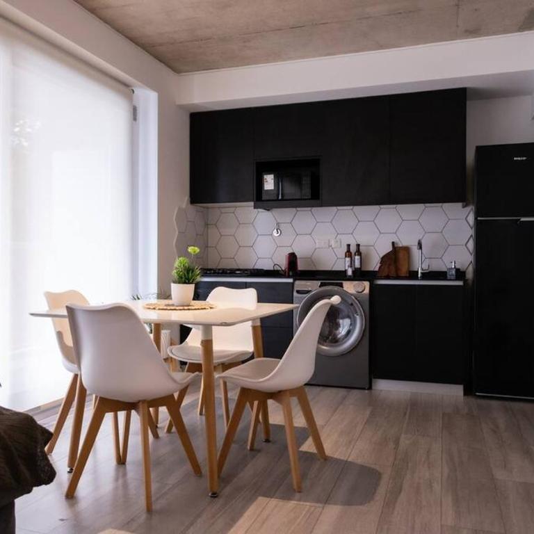 Humboldt 1317 by depptö - One-Bedroom Apartment - 13
