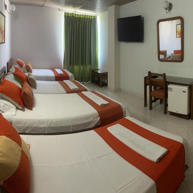 Hotel Sulicam - Habitación Cuádruple Estándar - 3