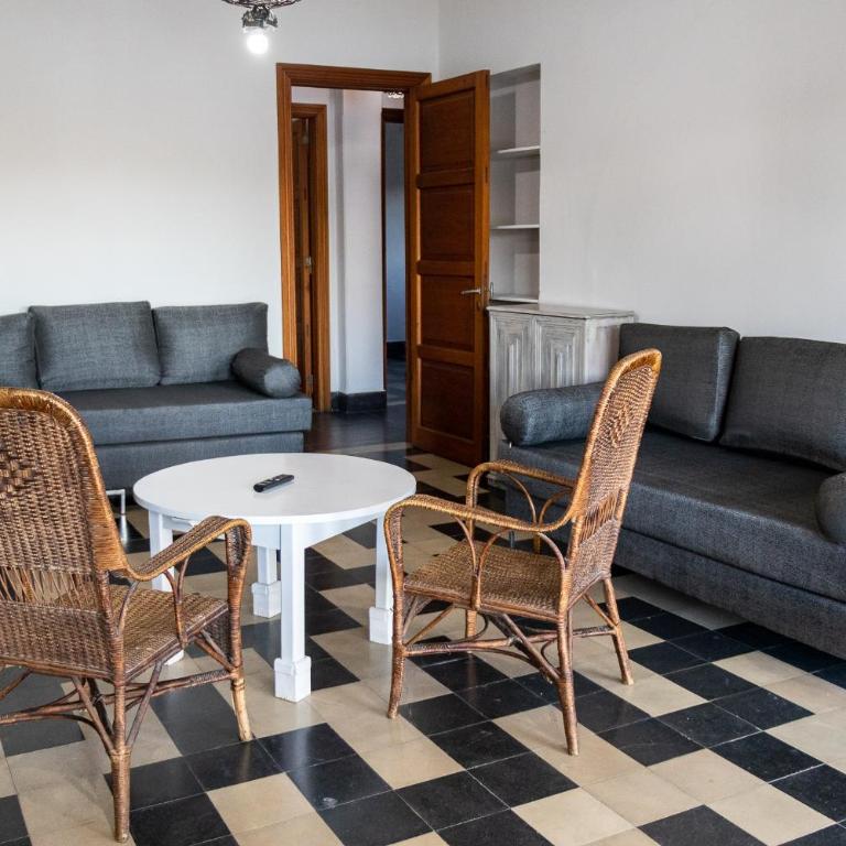 Casa con vista plena al lago y a la ciudad de Villa Carlos Paz IG alquilervillacarlospaz - Three-Bedroom Townhouse - 21