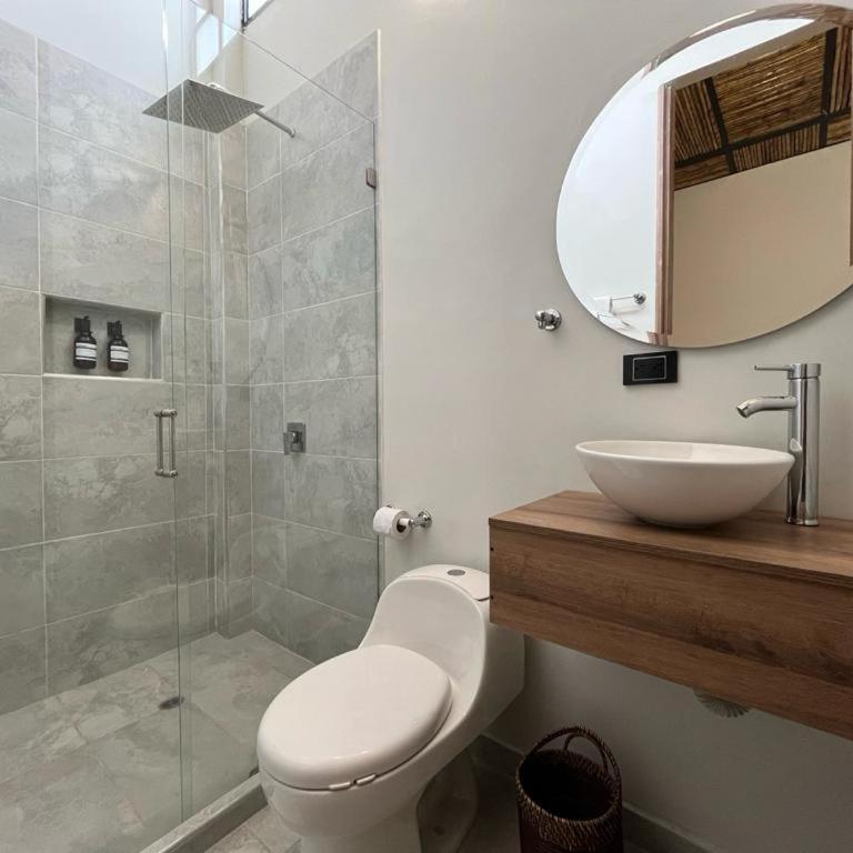 Casa 121, calle 121 no 7-18 - Habitación Doble con baño privado - 10