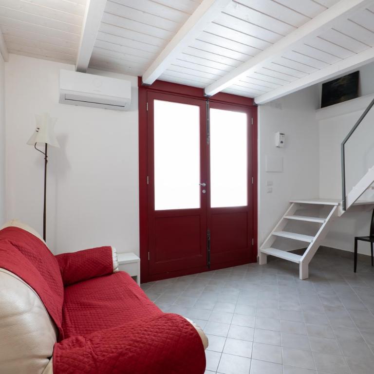 Woodenloft14 - One-bedroom Loft Apartment - 4