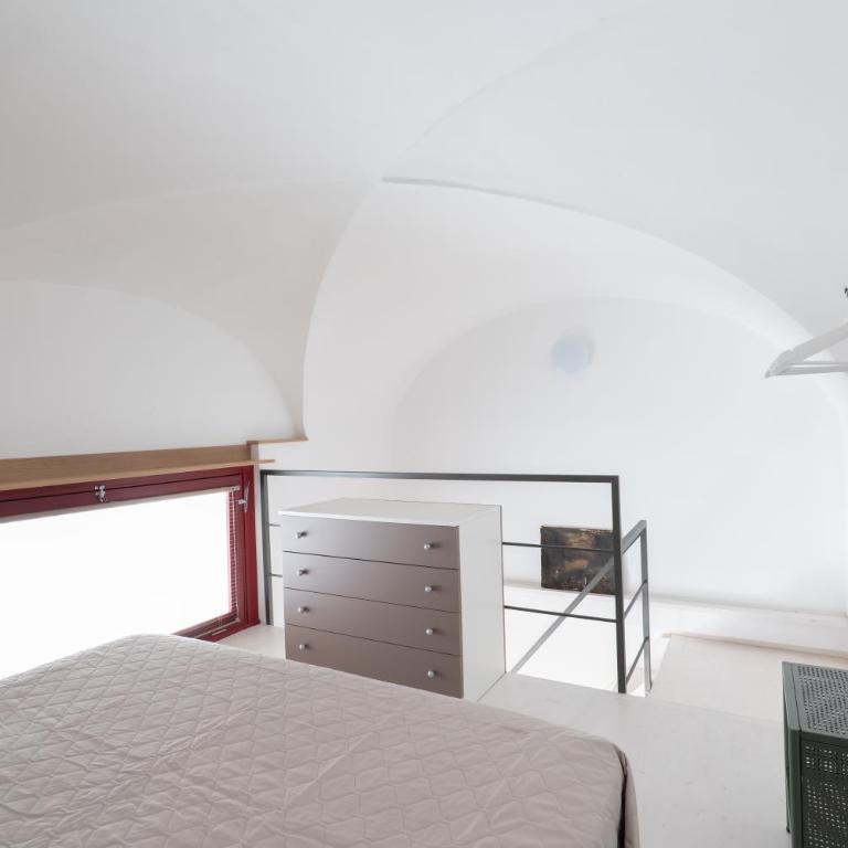 Woodenloft14 - One-bedroom Loft Apartment - 11
