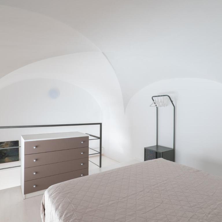 Woodenloft14 - One-bedroom Loft Apartment - 12