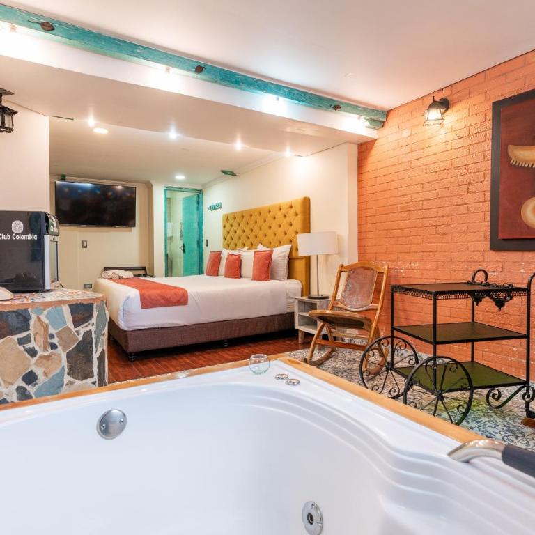 Hotel Casa Antigua - Suite Deluxe con bañera de hidromasaje - 8