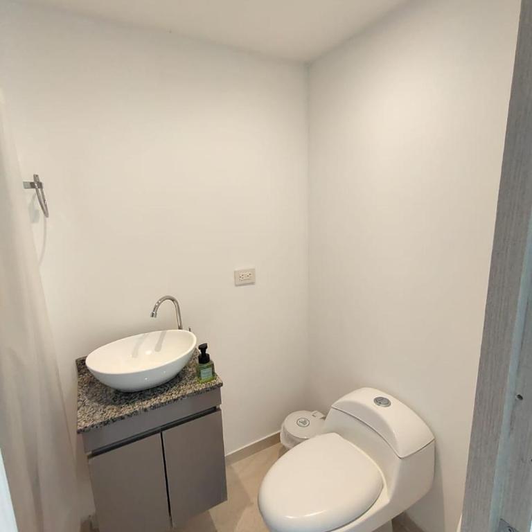 Apartamento en entorno natural - Three-Bedroom Apartment - 9