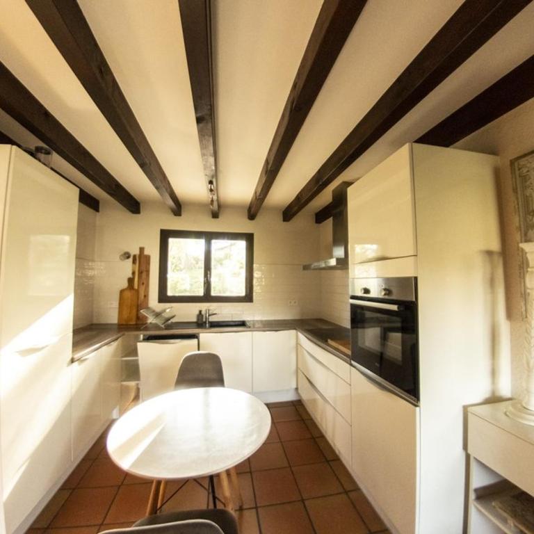 Maison moderne et traditionnelle à 300m de la plage, avec jardin, barbecue et parking privé - FR-1-413-234 - Villa - 3