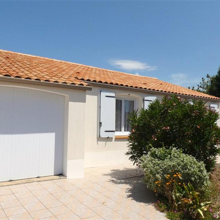 Maison 2 chambres proche plage et commerces, terrasse couverte - FR-1-323-284 - Maison de Vacances - 1
