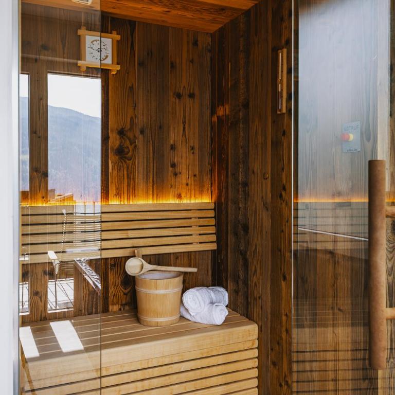 Nikolaus by AvenidA Panoramic Wellness Suites - Suite mit 2 Schlafzimmern und Sauna - 5