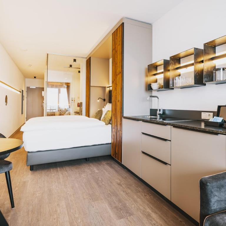 Nikolaus by AvenidA Panoramic Wellness Suites - Superior Doppelzimmer mit Sauna - 4