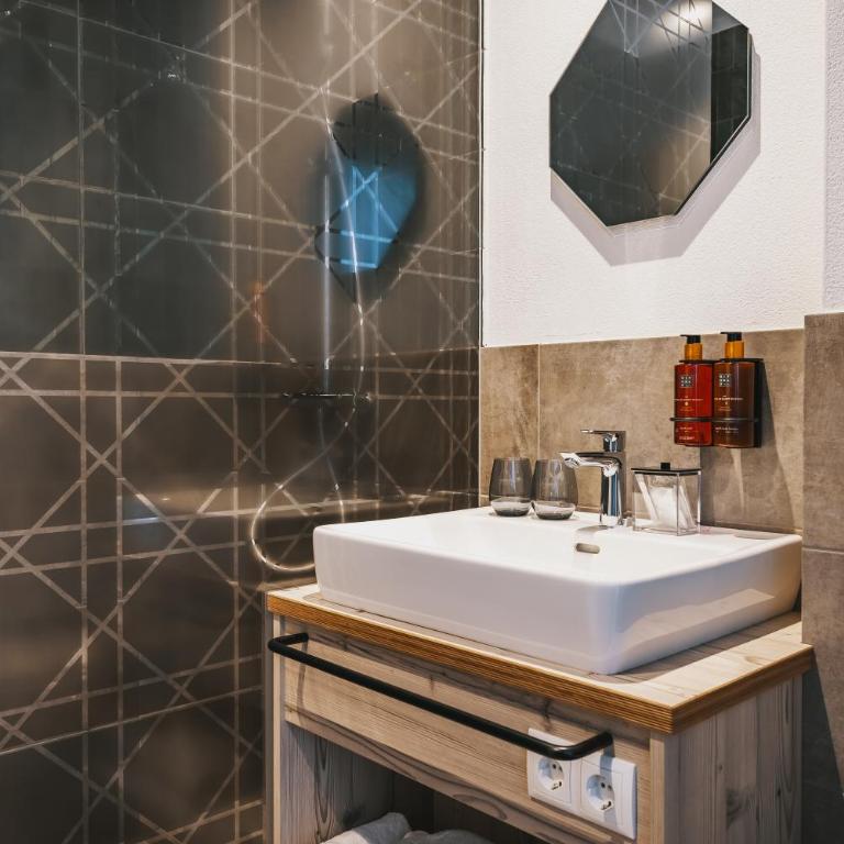 Nikolaus by AvenidA Panoramic Wellness Suites - Suite mit 4 Schlafzimmern und Sauna - 8