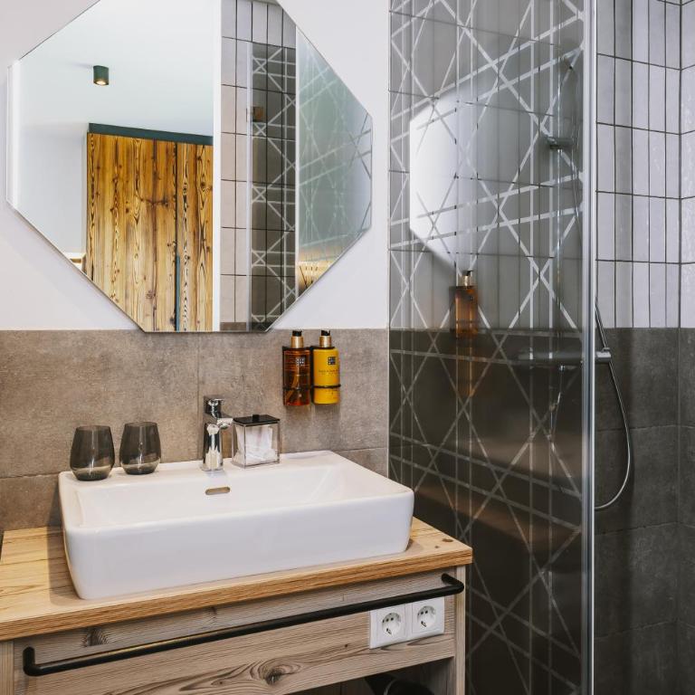 Nikolaus by AvenidA Panoramic Wellness Suites - Suite mit 3 Schlafzimmern und Sauna - 8