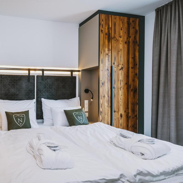 Nikolaus by AvenidA Panoramic Wellness Suites - Suite mit 3 Schlafzimmern und Sauna - 3