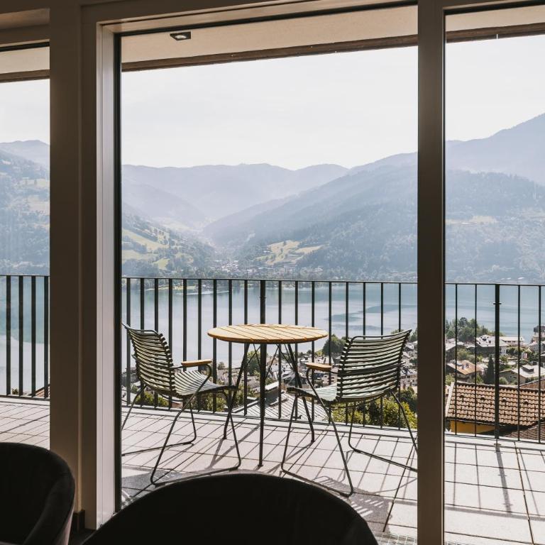 Nikolaus by AvenidA Panoramic Wellness Suites - Deluxe Suite mit 2 Schlafzimmern und Sauna - 9