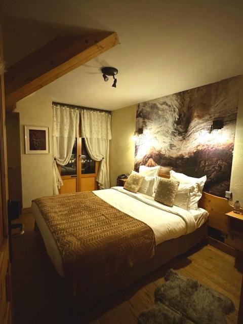 Hôtel le Jalouvre - Chambre Double - Vue sur Montagne - 1
