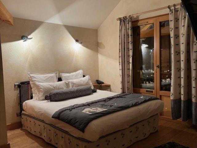 Hôtel le Jalouvre - Chambre Familiale avec Balcon - 1