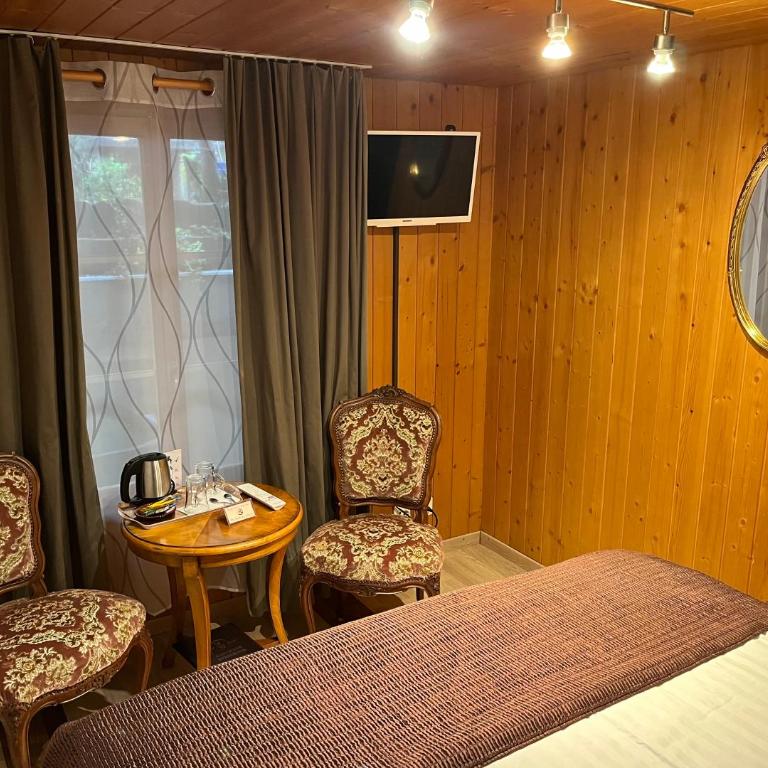 Historic Hotel Steinbock - Economy Doppelzimmer ohne Aussicht - 3