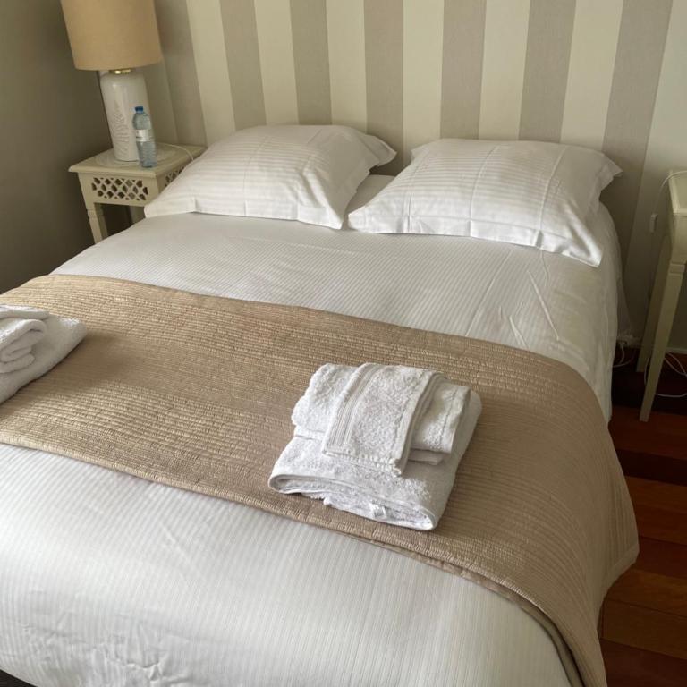 Chambre chez l'habitant avec Salle de bain à partager - homestay - Chambre Double Standard avec Salle de Bains Commune - 2