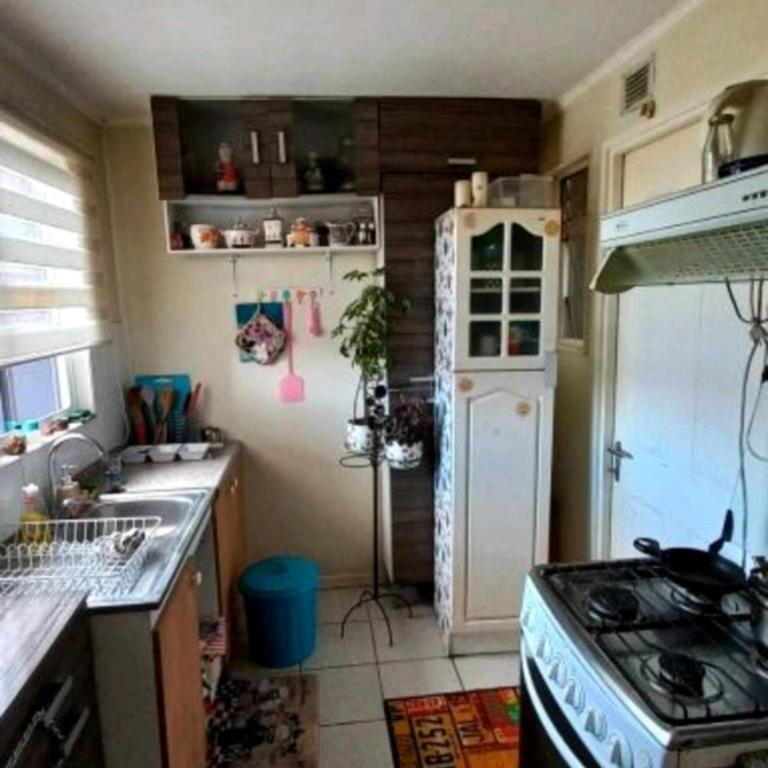 Casa con buena ubicación estacionamiento gratuito - Two-Bedroom House - 6