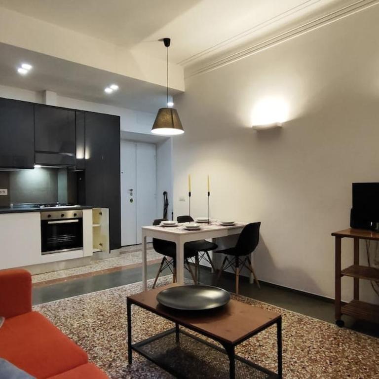 Cozy apartment near the Colosseum - Appartamento con 2 Camere da Letto - 7