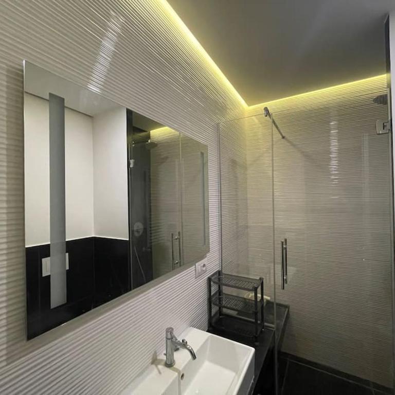 Cozy apartment near the Colosseum - Appartamento con 2 Camere da Letto - 11