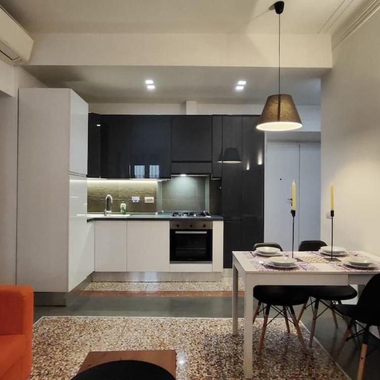 Cozy apartment near the Colosseum - Appartamento con 2 Camere da Letto - 16