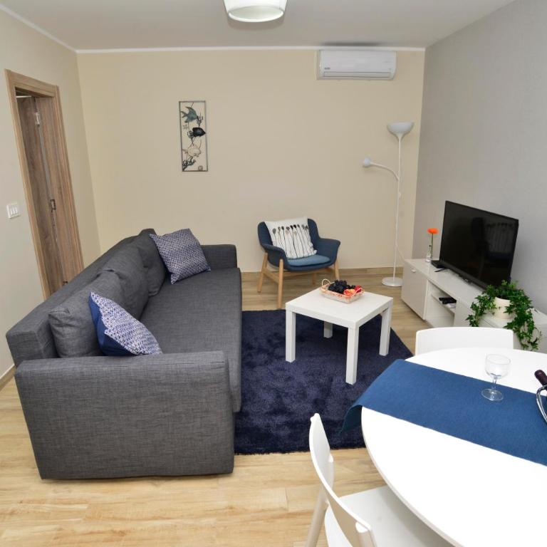 Apartmani Bradasevic Tivat**** - Apartment with Sea View - 15