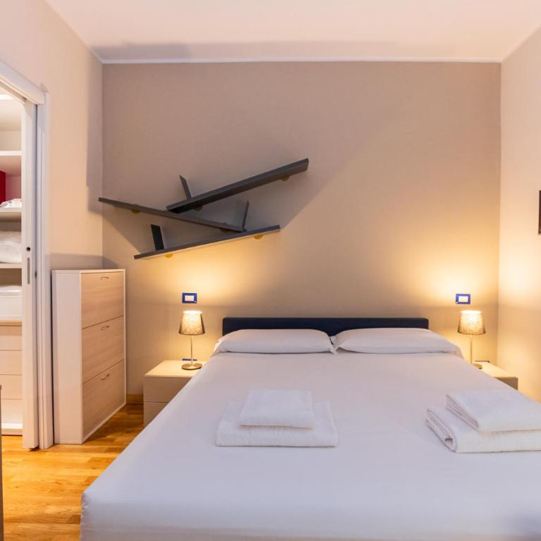 Stylish Navigli Apartment - Walk to Darsena & Duomo - Appartamento con 1 Camera da Letto - 2