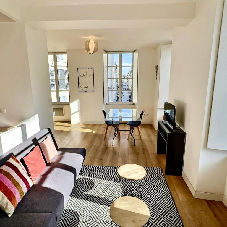 WonderHost, au cœur du quartier du château - Appartement - 1