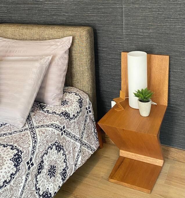 Luxury and Cozy Suite - One-Bedroom Apartment - 29
