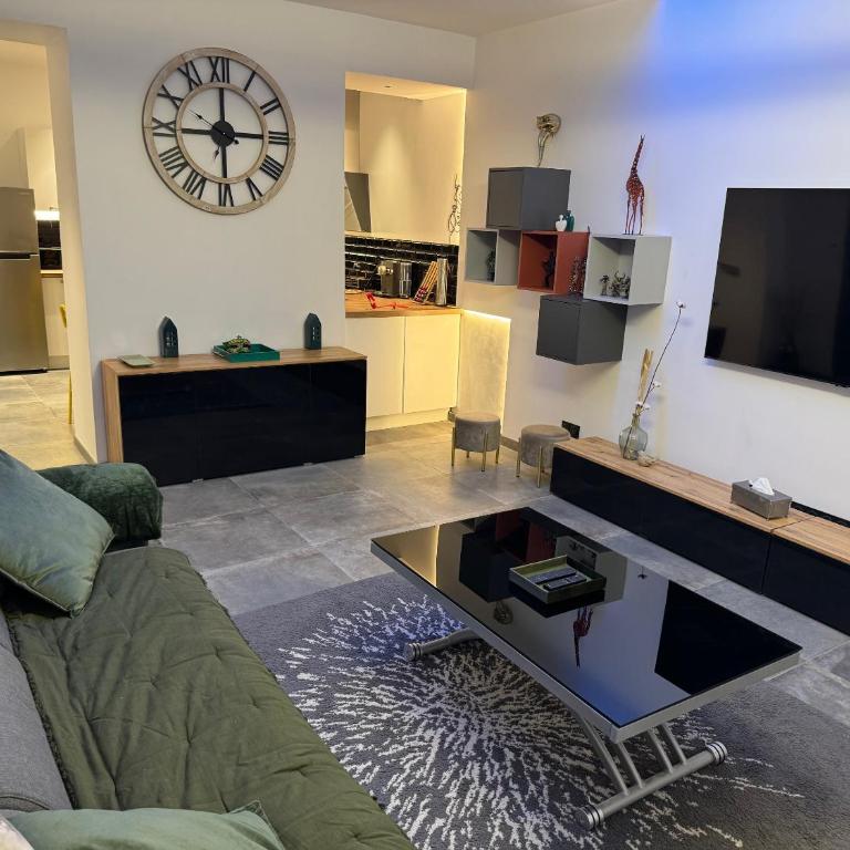PitchMoon Bel Appartement 85 m2, grande terrasse extérieure - Apartment mit 3 Schlafzimmern - 1