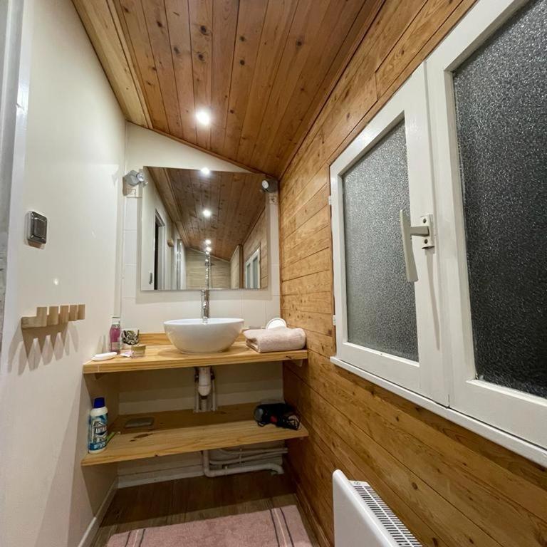Maison familiale en bois avec piscine, proche du bassin - Maison 3 Chambres - 5