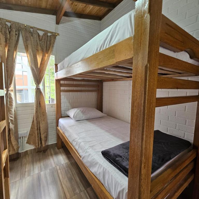 Cabaña Los Colibríes - Three-Bedroom Chalet - 5