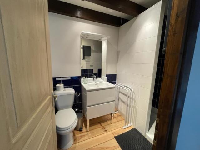 Le Refuge de l'Isard - Chambre Double ou Lits Jumeaux avec Salle de Bains Privative - 1
