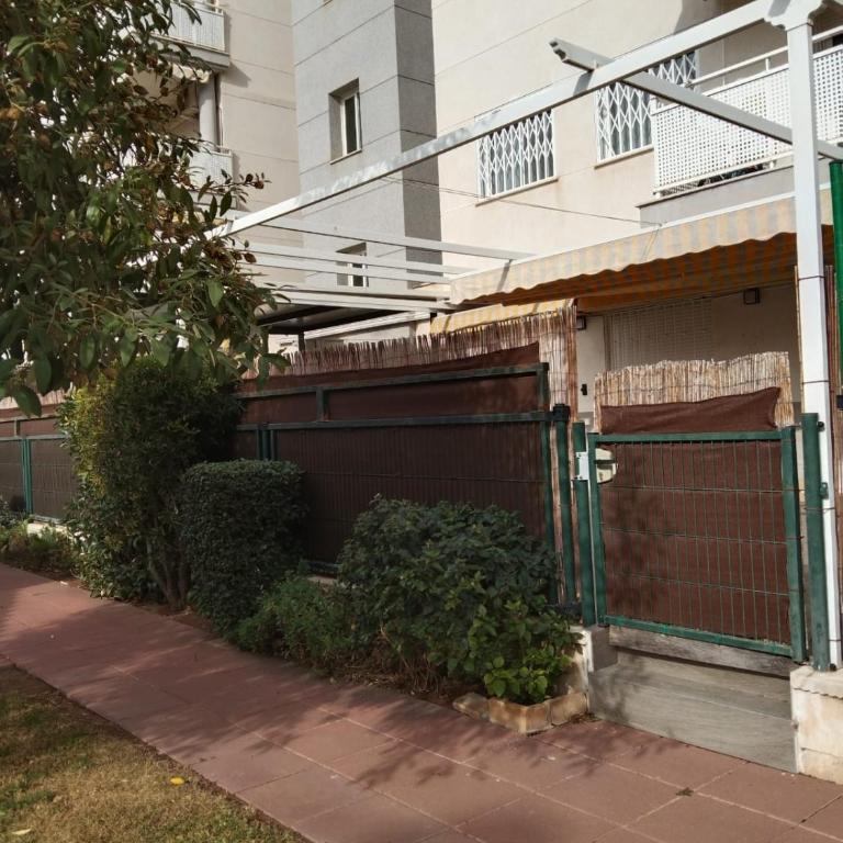 APARTAMENTO PLANTA BAJA CANET DE BERENGUER - Apartamento de 2 dormitorios - 27