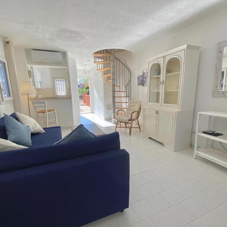 La Maison Soleil overlooking the Bay of St Tropez - Casa con 2 Camere da Letto - 9