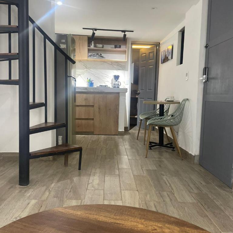 Apartmanto duplex de 2 alcobas estadio laurles la 70 - Two-Bedroom Apartment - 16