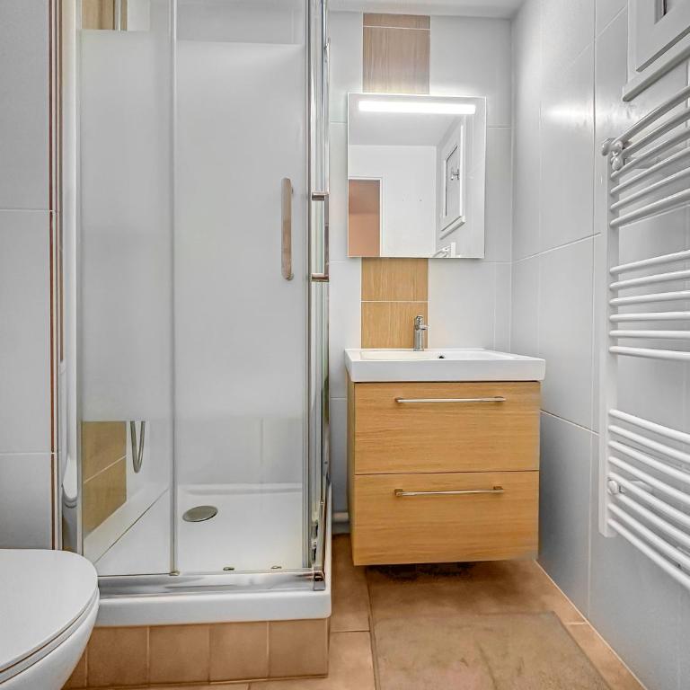 Plage à 5 min - A Bandol - Wi-Fi pro - Parking x2 - One-Bedroom Apartment - 14