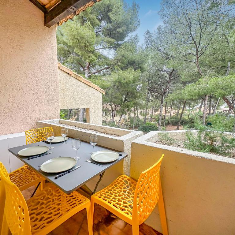 Plage à 5 min - A Bandol - Wi-Fi pro - Parking x2 - One-Bedroom Apartment - 5