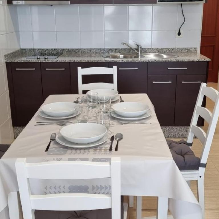 Santa Ana - One-Bedroom Apartment - 7