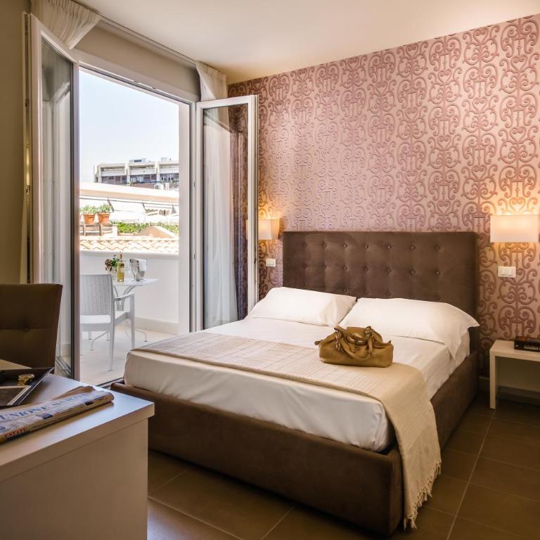 Il Gallo Bianco - Executive Double Room with Balcony - 1